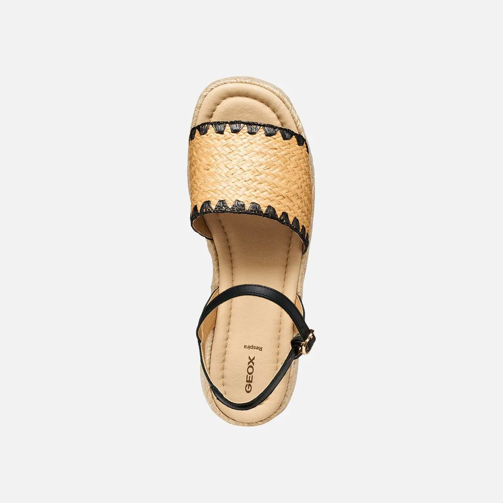 Light Taupe/Black