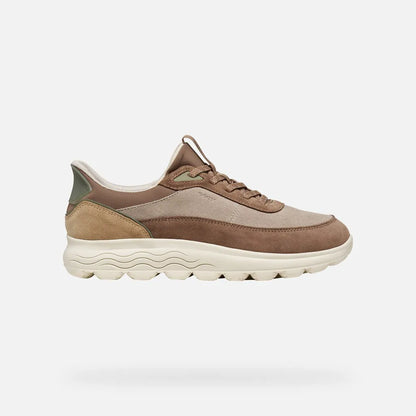 Beige/Light Brown