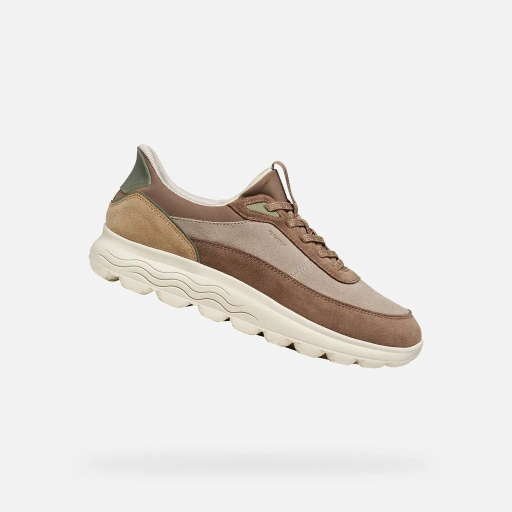 Beige/Light Brown