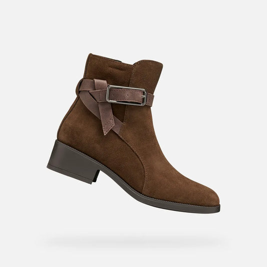 Dark brown/Mahogany